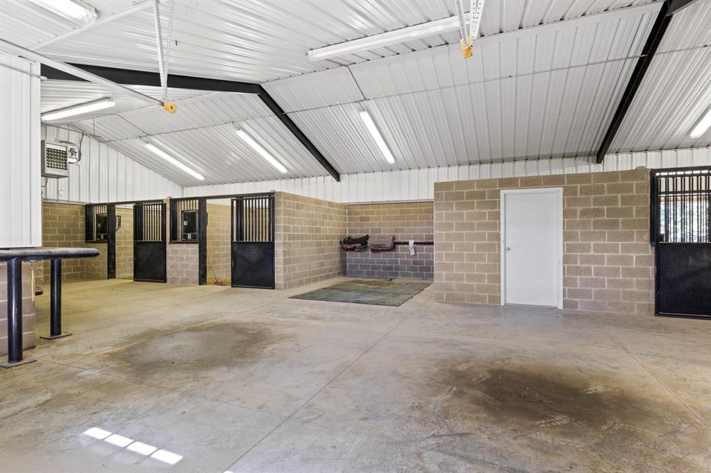 2900 Interstate 30 Property Photo 13