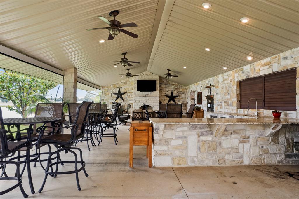 2900 Interstate 30 Property Photo 22