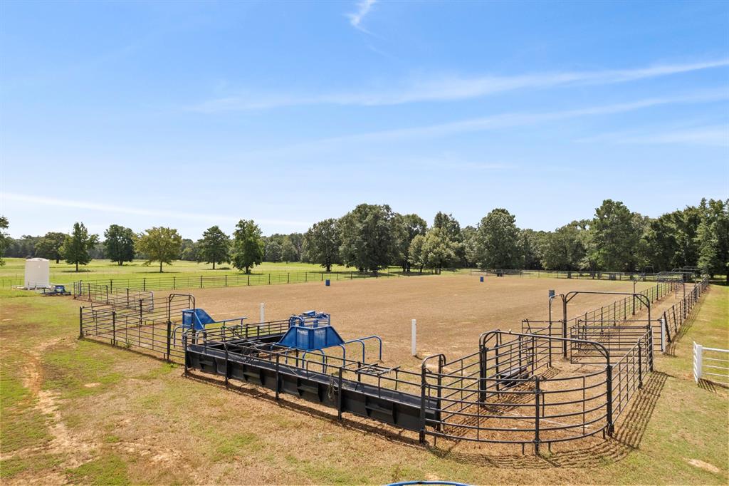 2900 Interstate 30 Property Photo 31