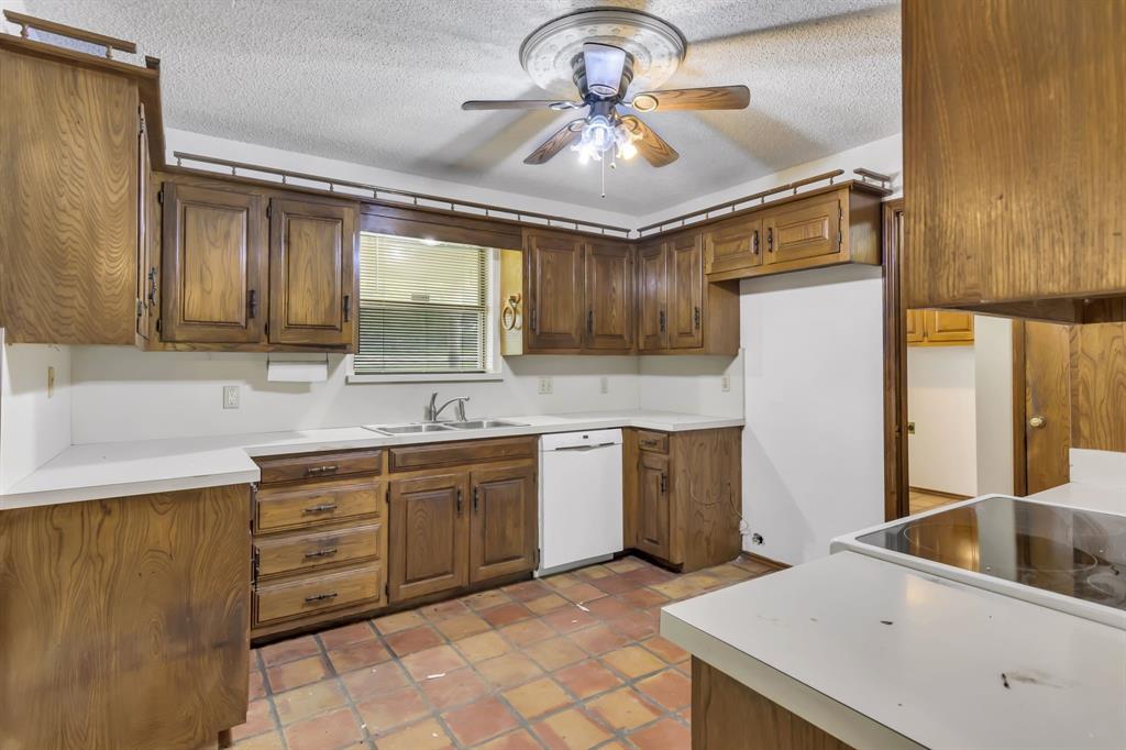 450 Briarwood Drive Property Photo 12
