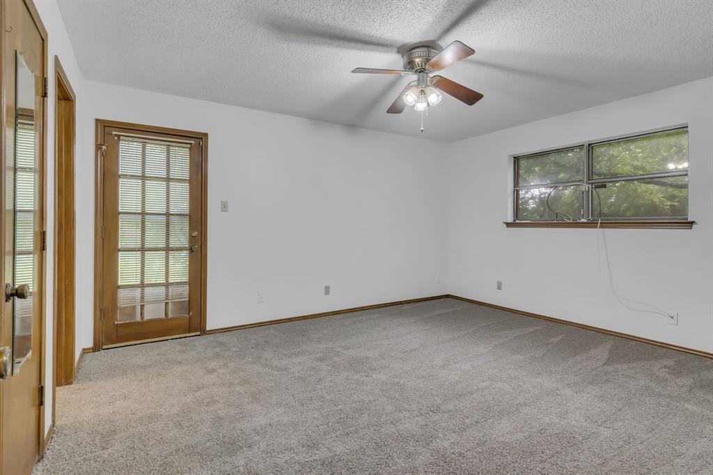 450 Briarwood Drive Property Photo 16