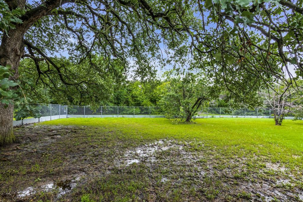 450 Briarwood Drive Property Photo 28