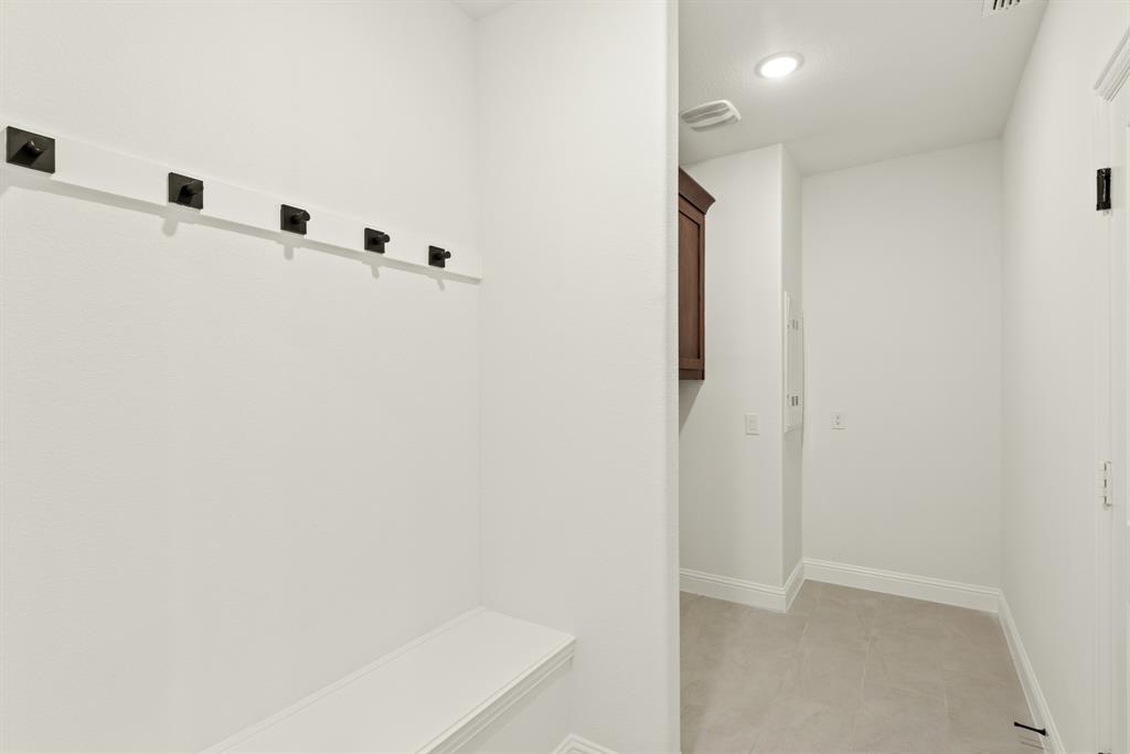 9521 Lanshire Lane Property Photo 9