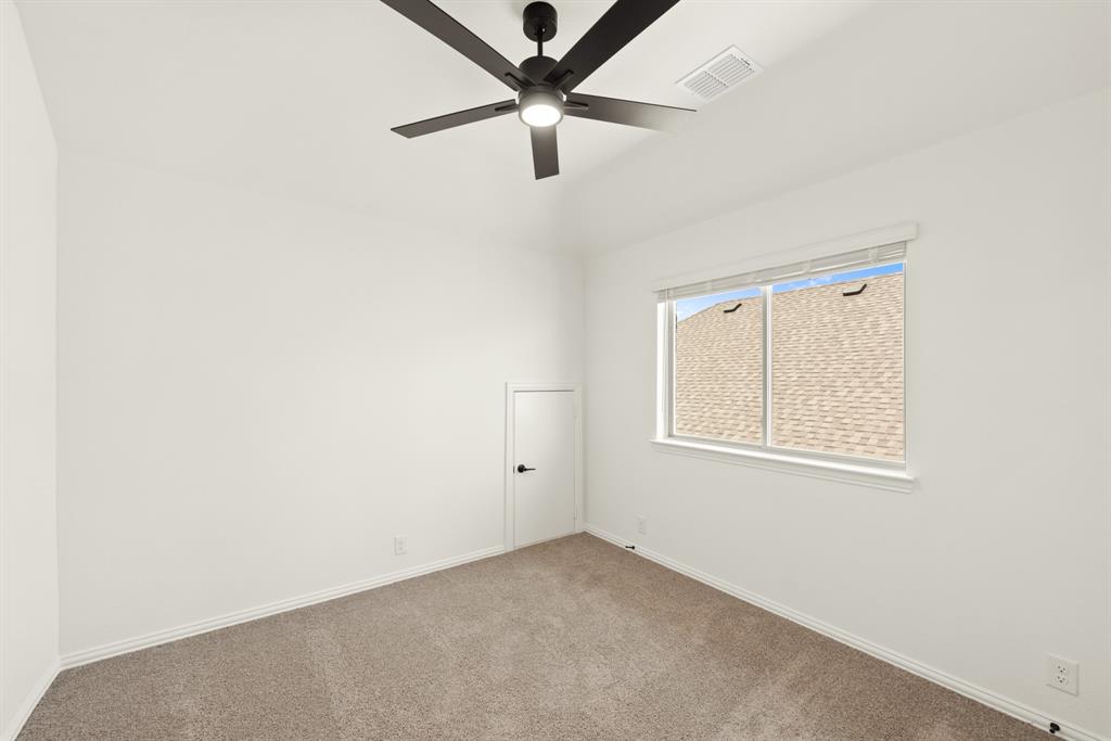 9521 Lanshire Lane Property Photo 33