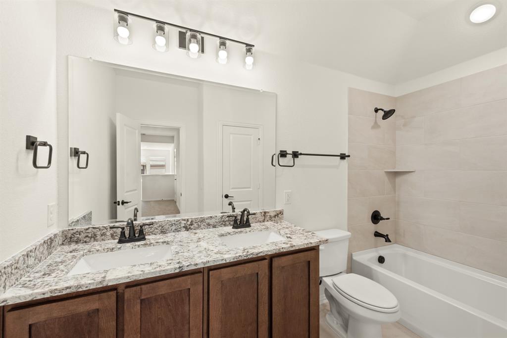 9521 Lanshire Lane Property Photo 35