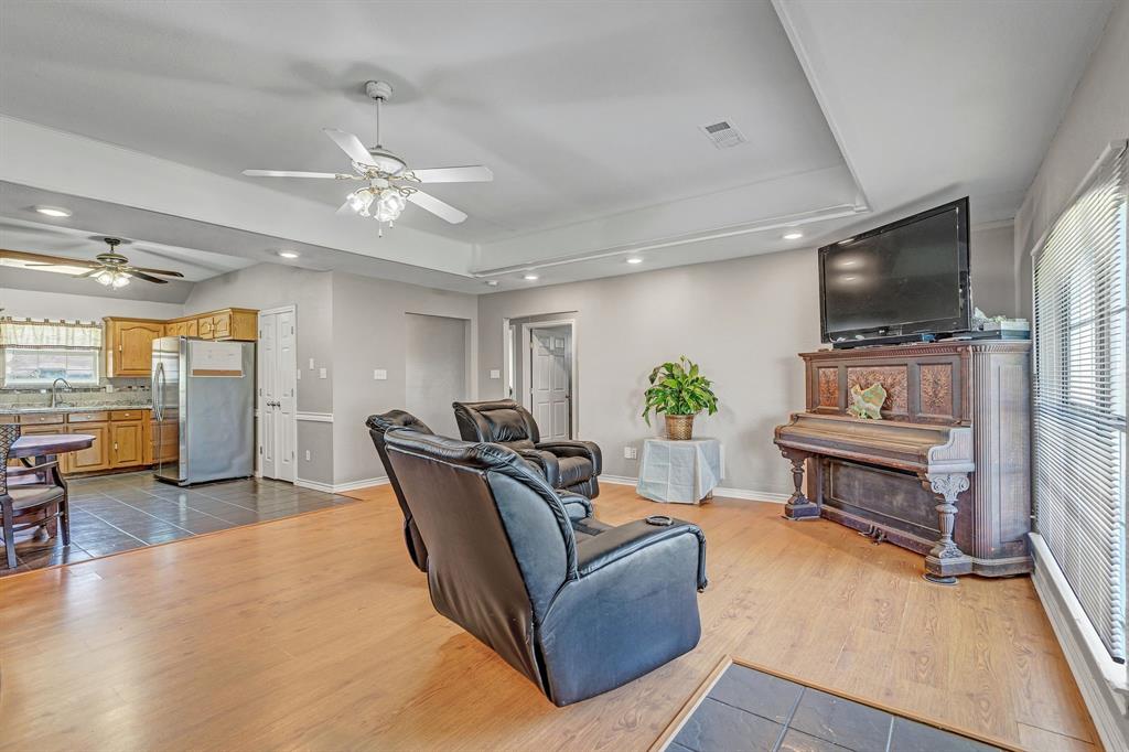 16836 W Fm 455 Property Photo 6