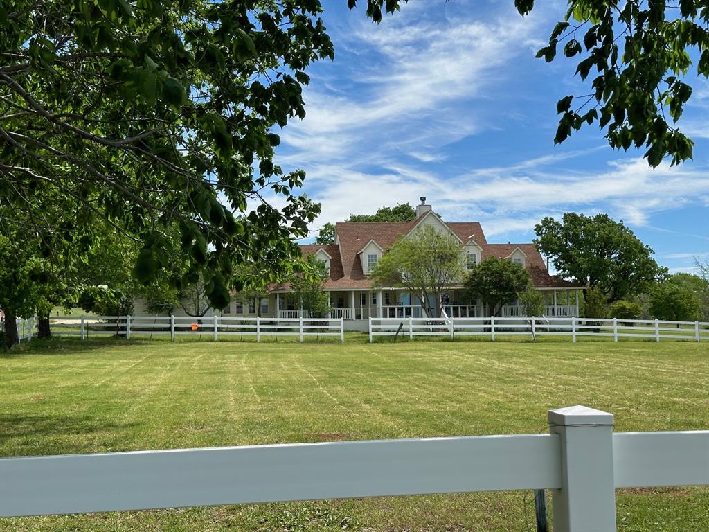 123 Conejos Property Photo 2
