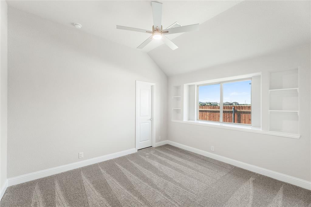 5620 Montex Road Property Photo 13