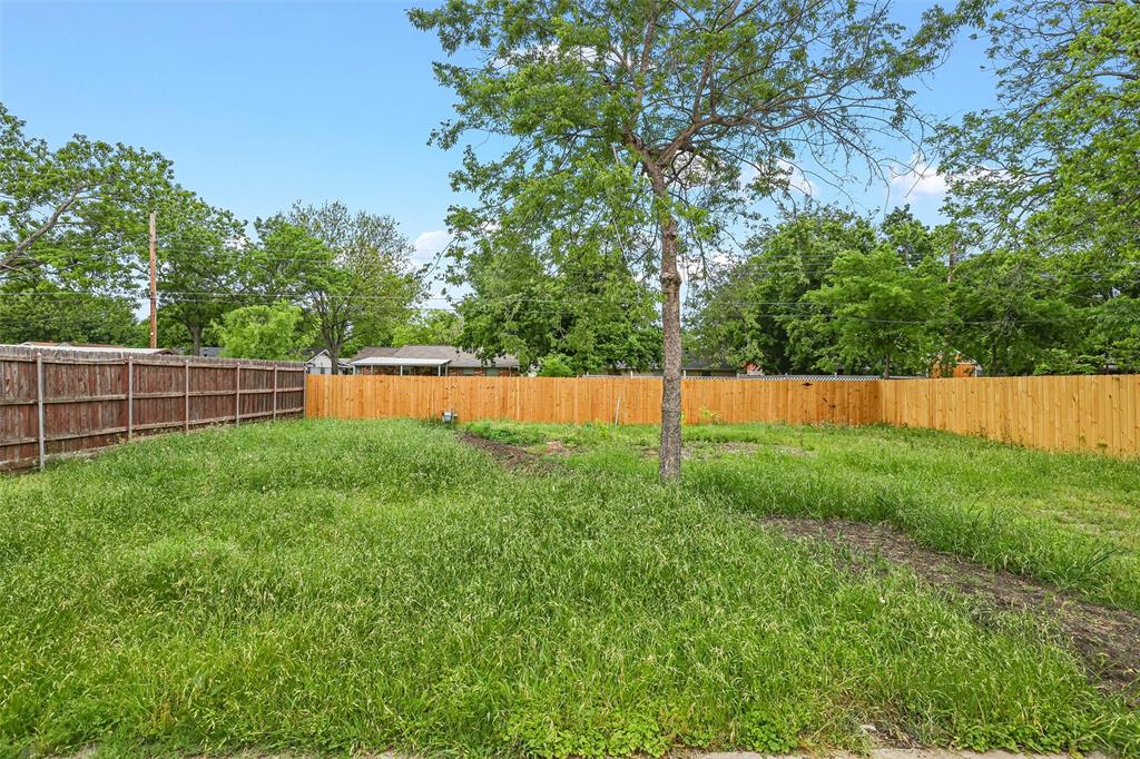1201 Crockett Street Property Photo 3