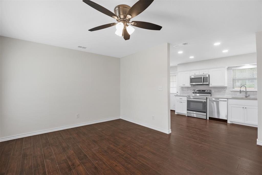 1201 Crockett Street Property Photo 5