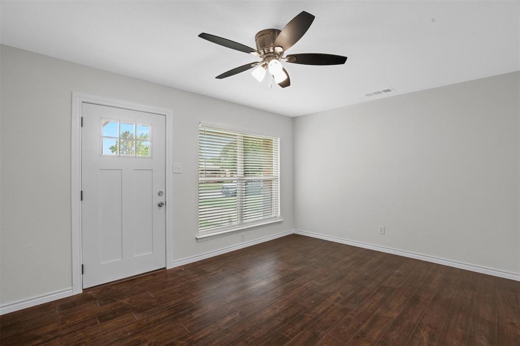 1201 Crockett Street Property Photo 6