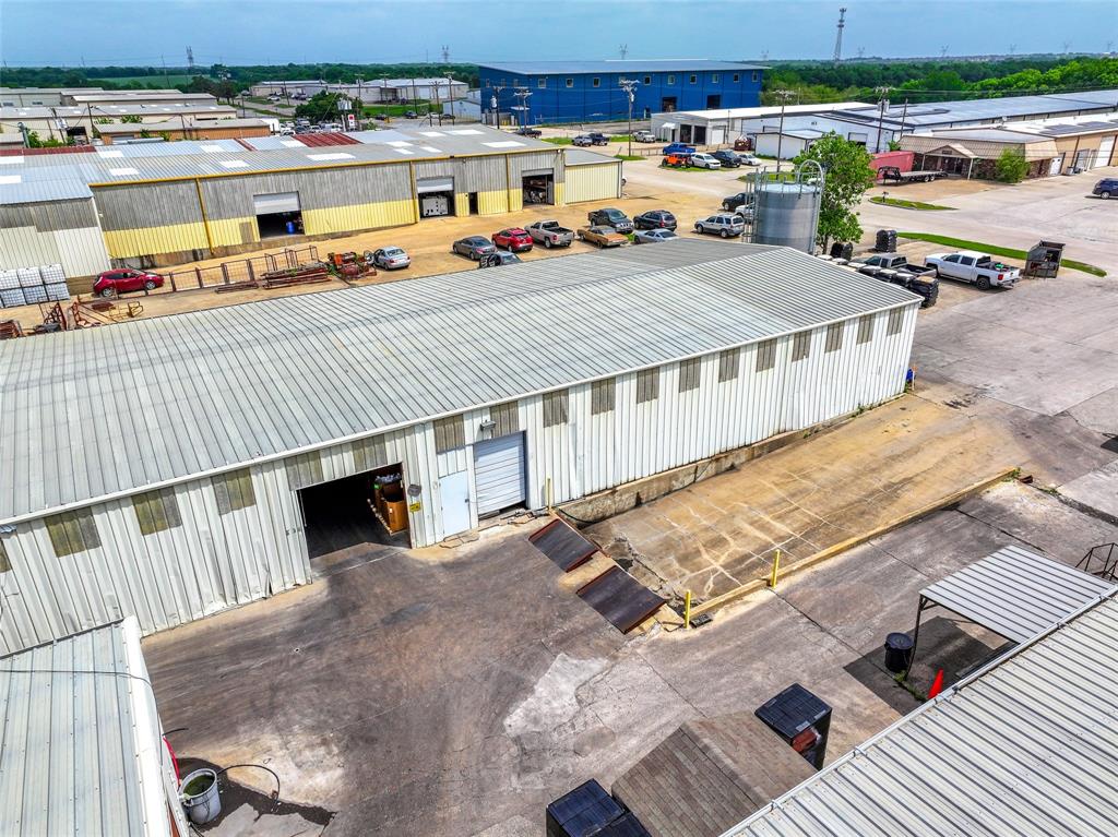 1121 Industrial Drive Property Photo 21
