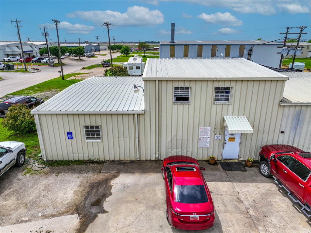 1121 Industrial Drive Property Photo 23