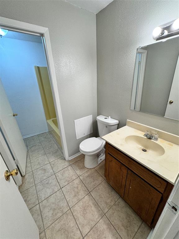 2703 4th Street Property Photo 4