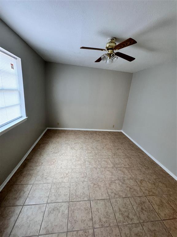 2703 4th Street Property Photo 10