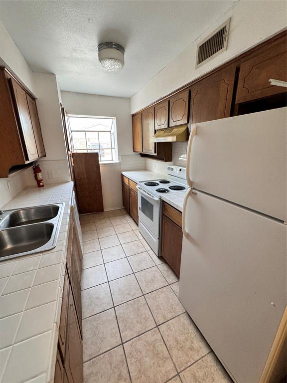 2703 4th Street Property Photo 14