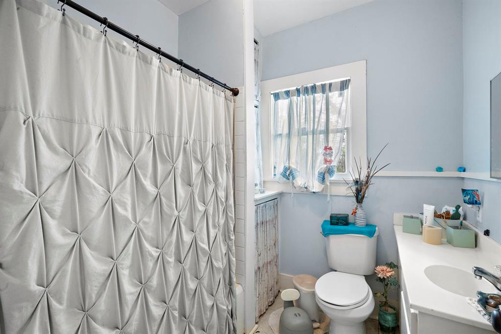 860 W Long Street Property Photo 29