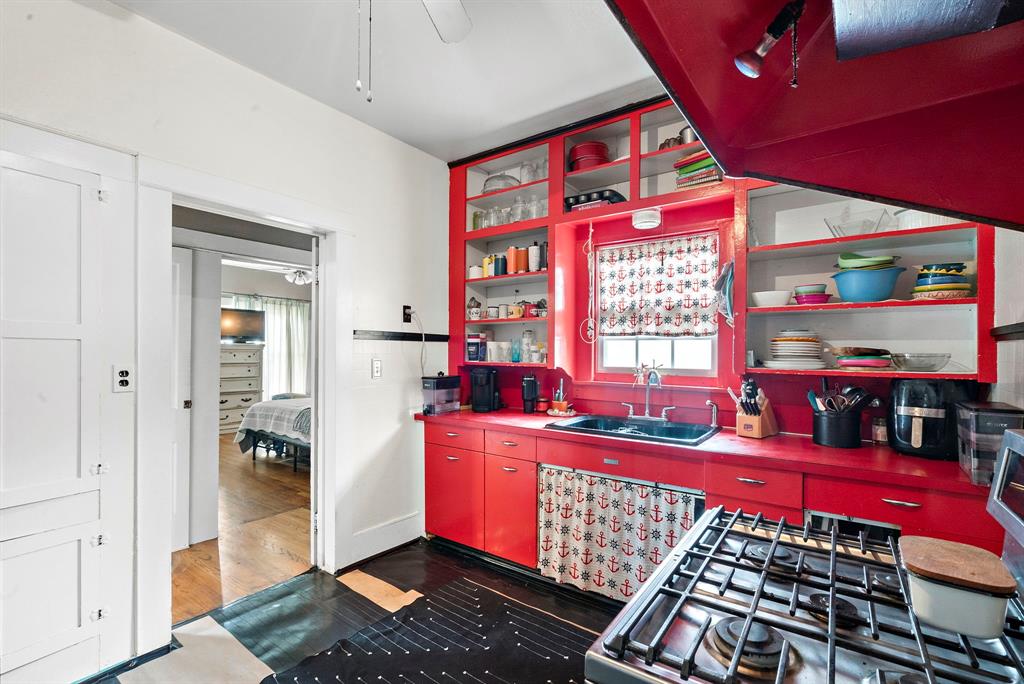 860 W Long Street Property Photo 33