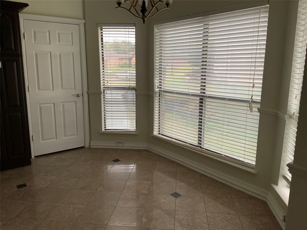 404 Saddle Head Drive Property Photo 11