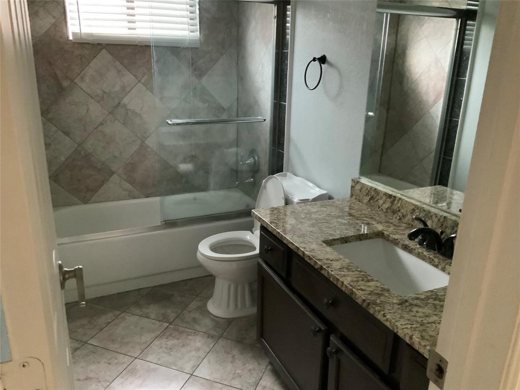 404 Saddle Head Drive Property Photo 17