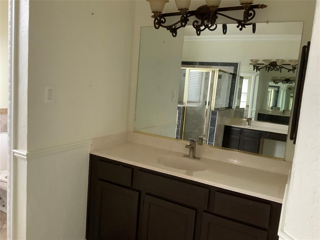 404 Saddle Head Drive Property Photo 22