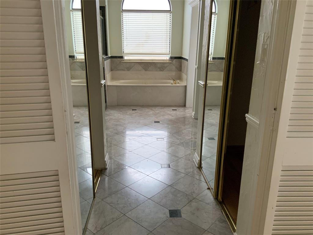 404 Saddle Head Drive Property Photo 26
