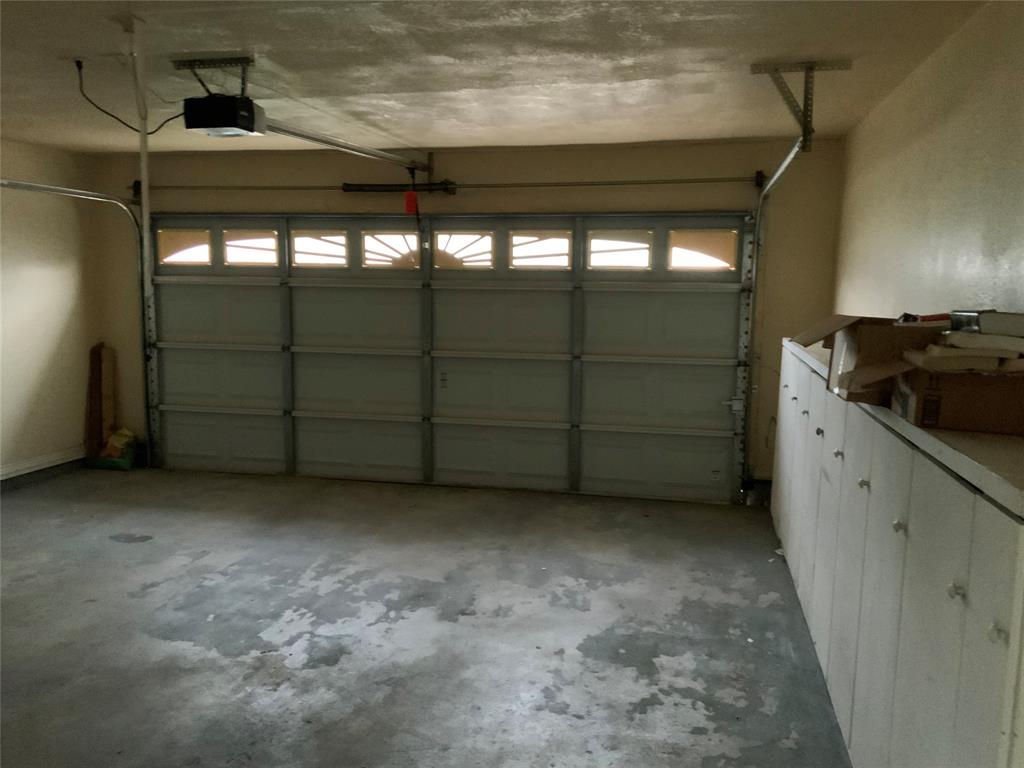 404 Saddle Head Drive Property Photo 30