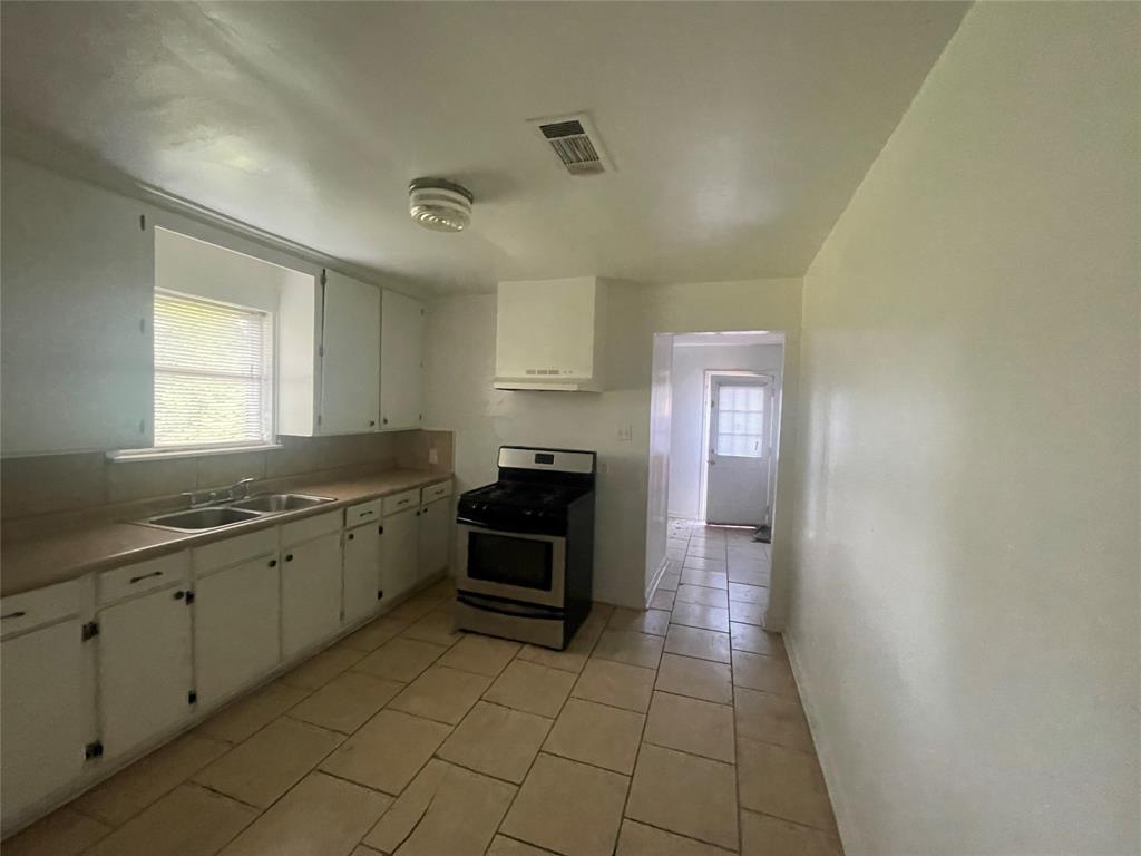625 Rainbow Drive Property Photo 4