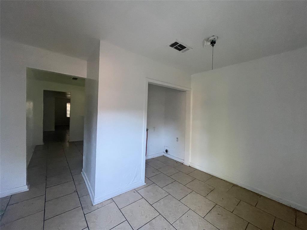 625 Rainbow Drive Property Photo 9