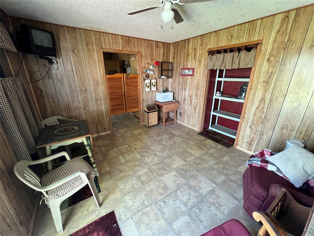 711 S Main Street Property Photo 27