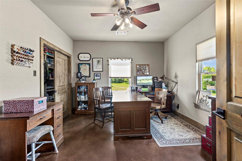 5555 Wright Road Property Photo 23