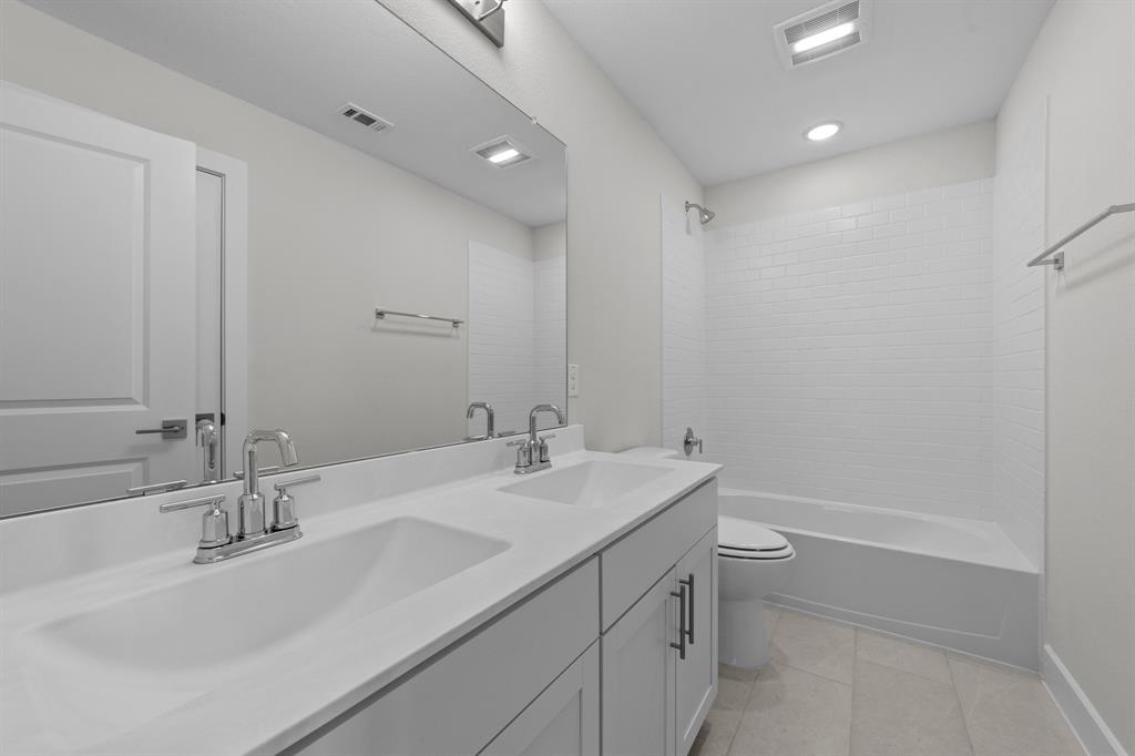 3622 River Creek Trail Property Photo 23
