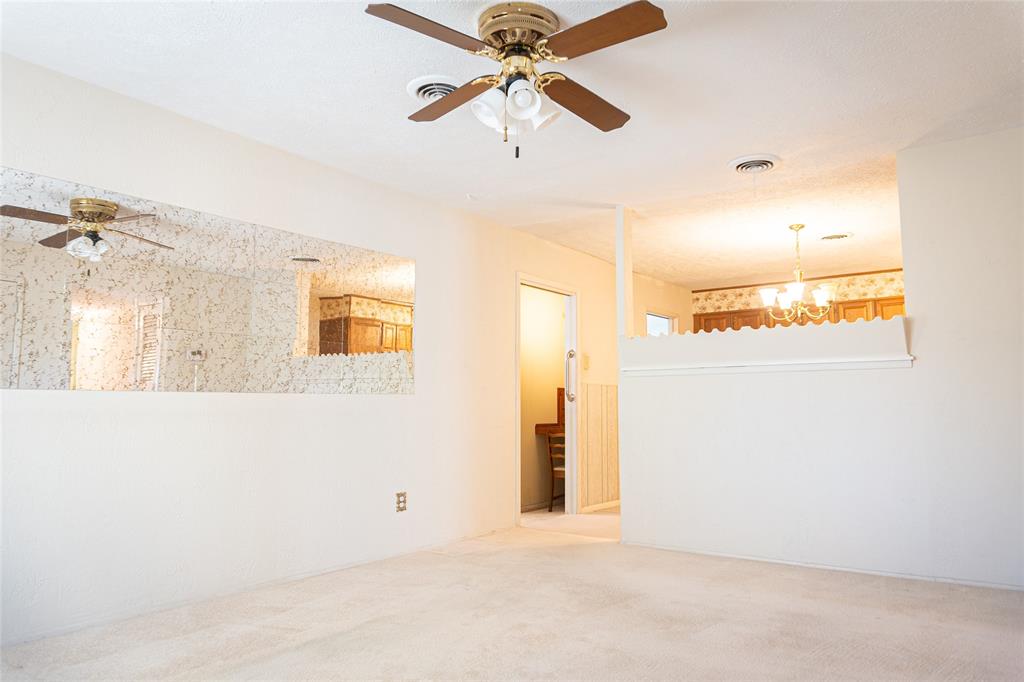 2934 S 28th Street Property Photo 5