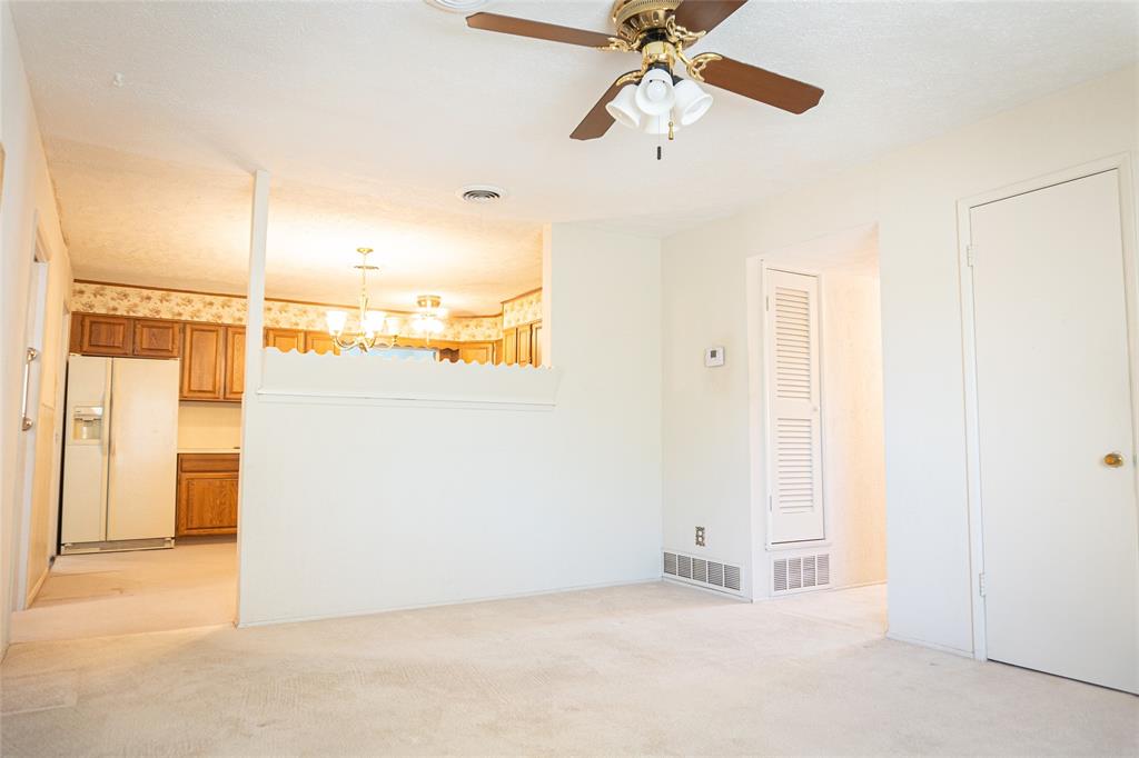 2934 S 28th Street Property Photo 6