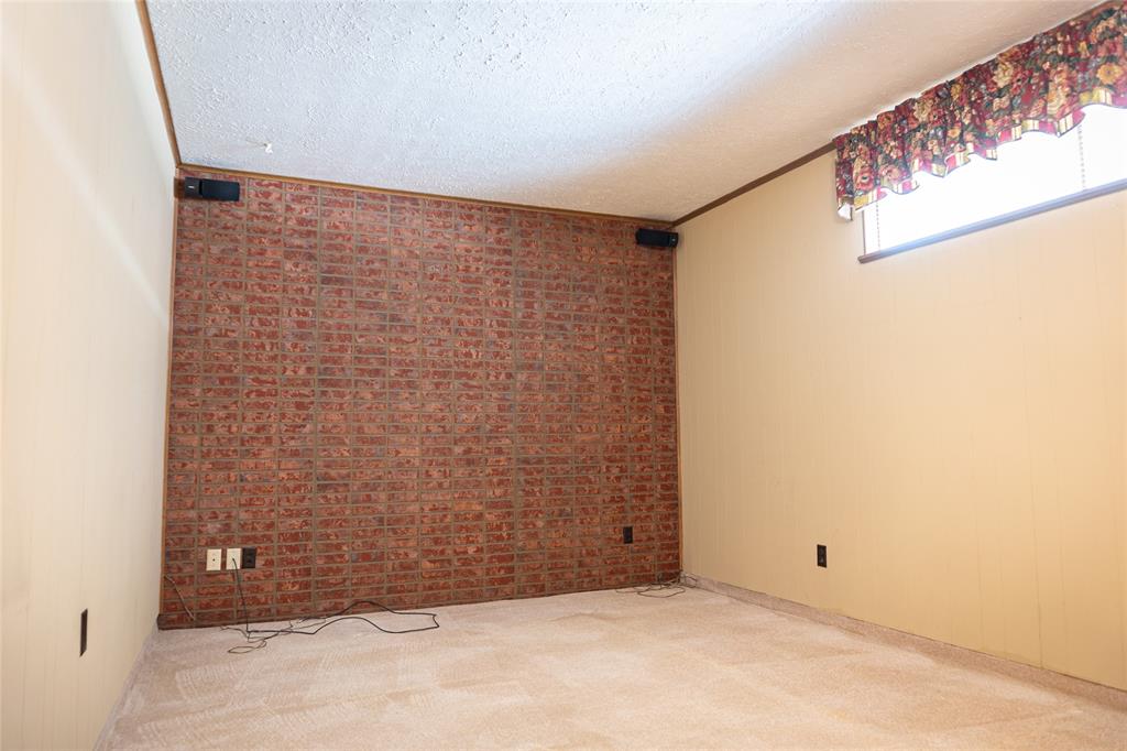 2934 S 28th Street Property Photo 14