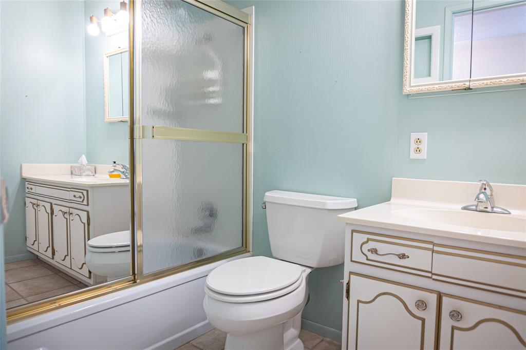 2934 S 28th Street Property Photo 22