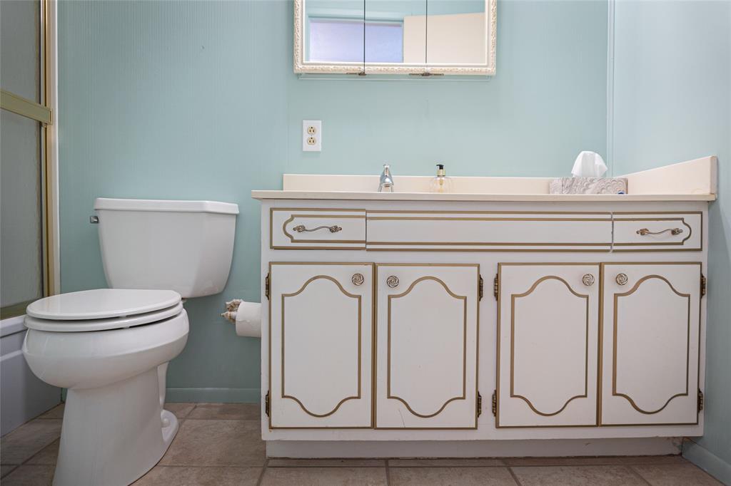 2934 S 28th Street Property Photo 23
