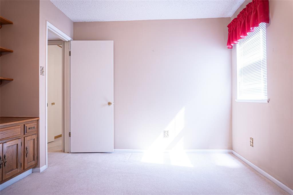 2934 S 28th Street Property Photo 29