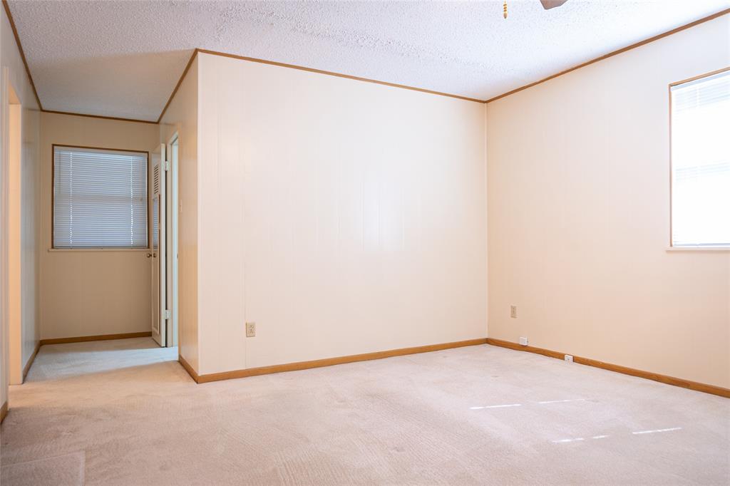 2934 S 28th Street Property Photo 32