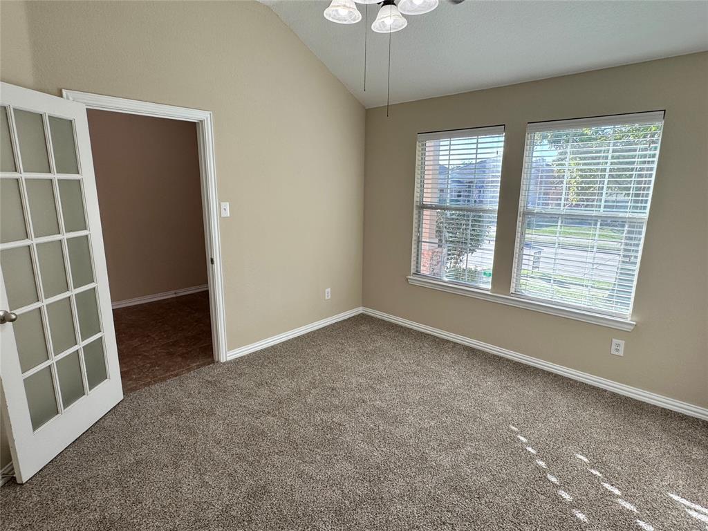 1921 Highland Haven Lane Property Photo 4