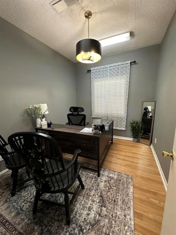 1503 Central Property Photo 3