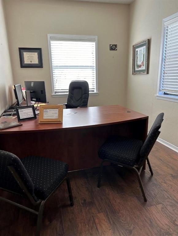 1503 Central Property Photo 4
