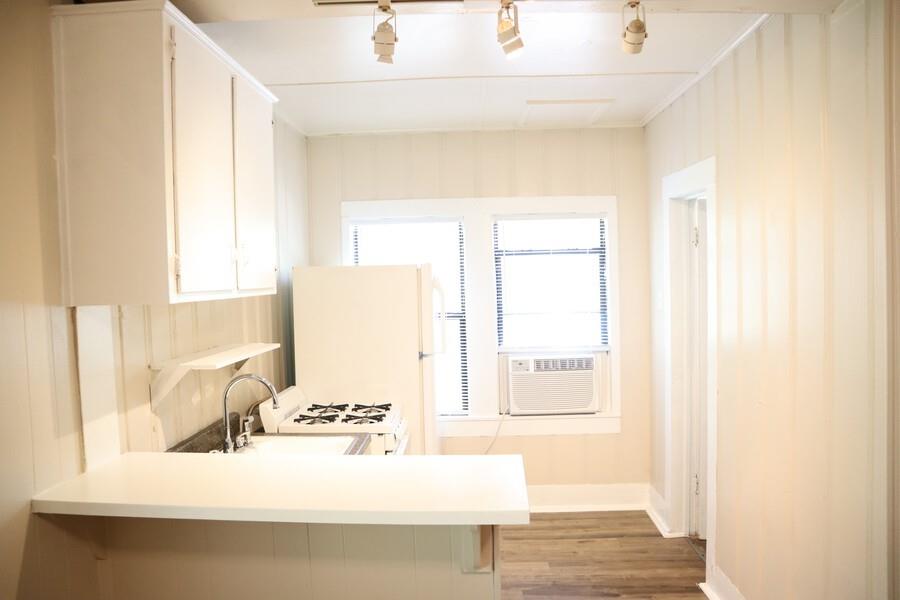 1116 N Bell Avenue Property Photo 7
