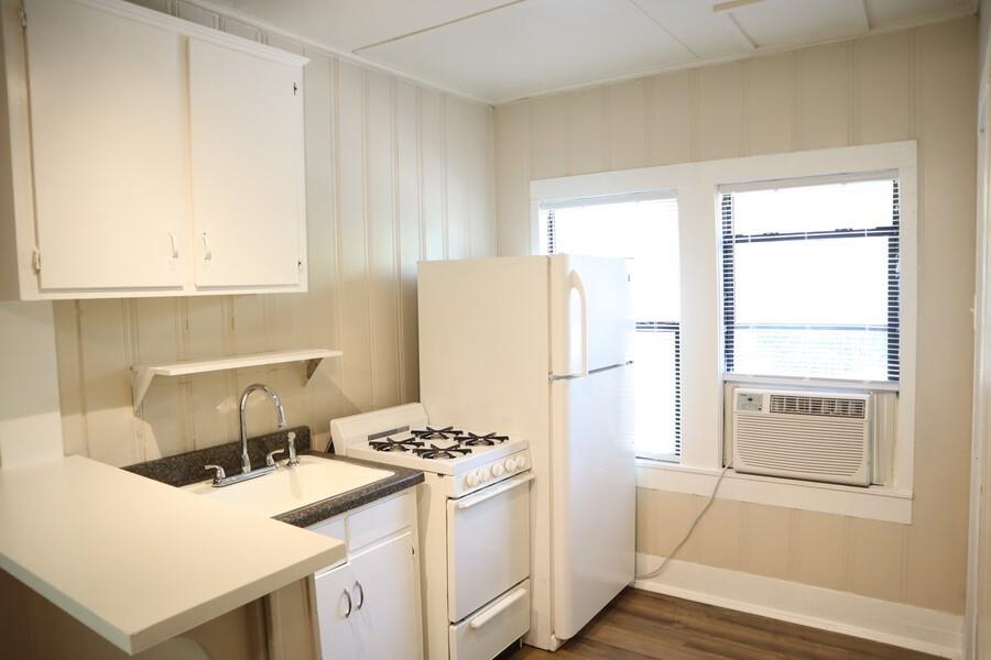 1116 N Bell Avenue Property Photo 12