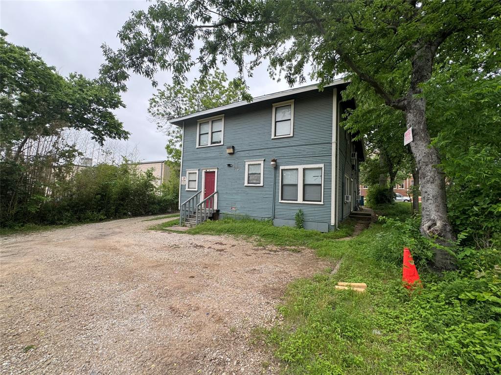 1116 N Bell Avenue Property Photo 16