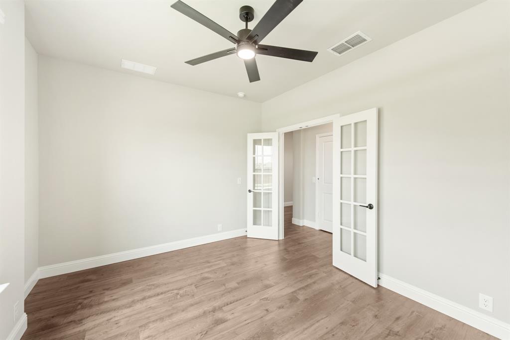 3809 Iron Gate Place Property Photo 7