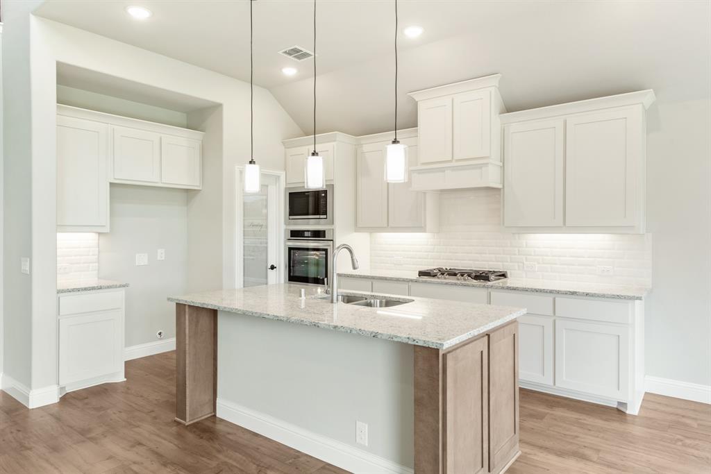 3809 Iron Gate Place Property Photo 15