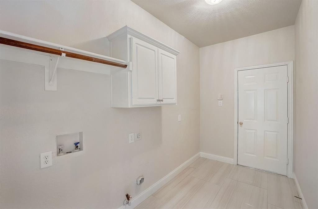 4616 Dalrock Drive Property Photo 28