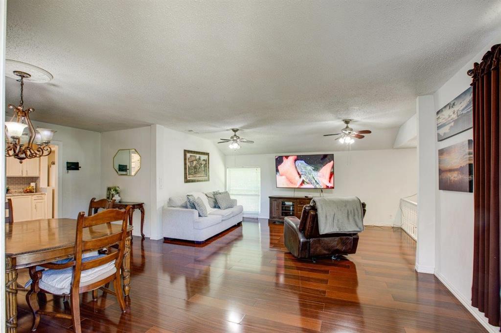 710 W Miller Road Property Photo 4