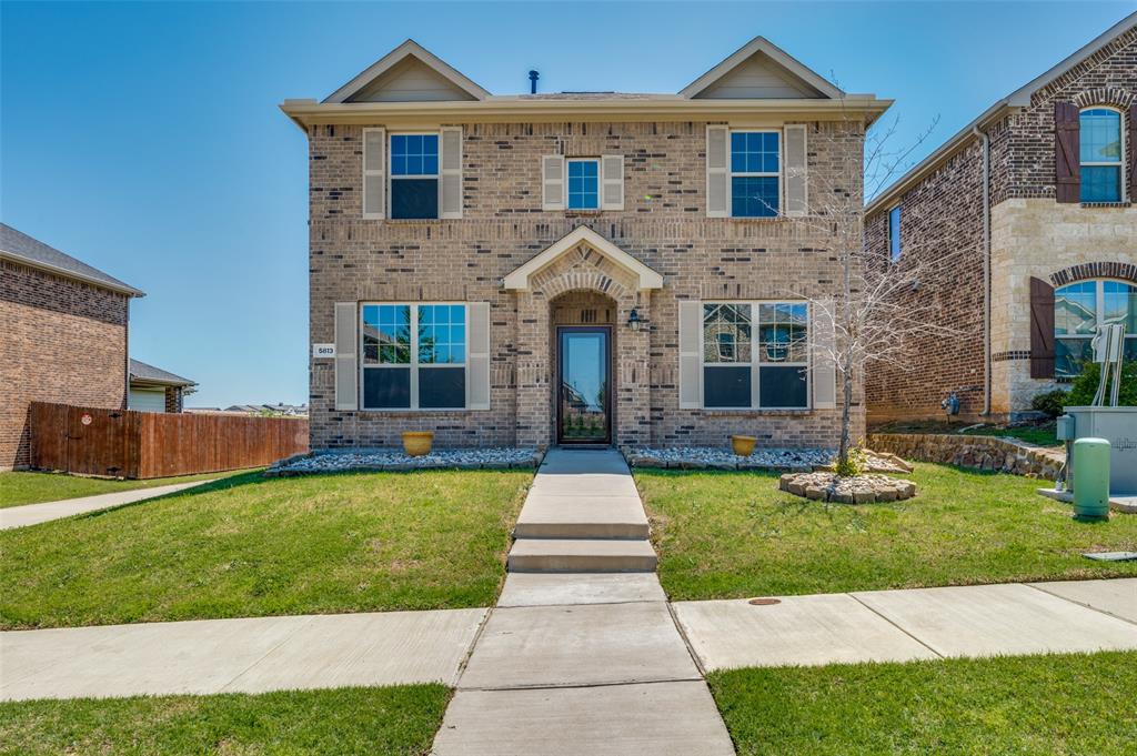 5813 Dew Plant Way Property Photo 3